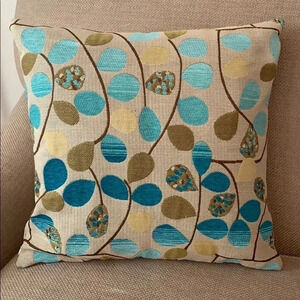 Calitime Pillow Cover with Insert New